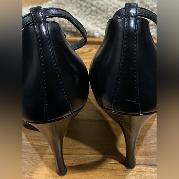 Prada Pre-Loved Ankle Strap Pointed Toe Vero Cuoio Black Shoes - Picture 8 of 16